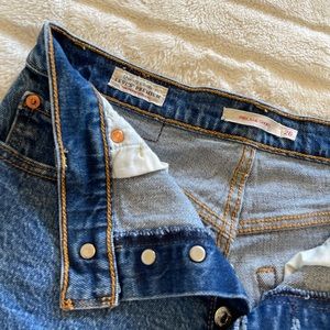 Levi’s Ribcage Shorts